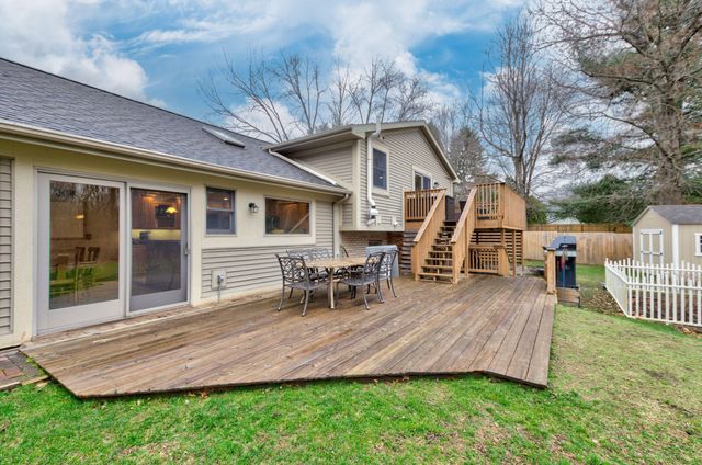 5933 Salabelle Street, Summit Twp, MI 49201