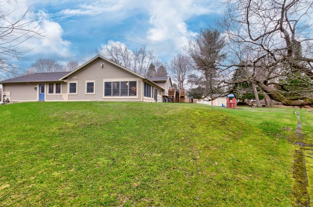 5933 Salabelle Street, Summit Twp, MI 49201