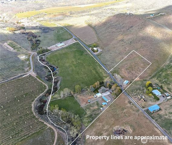 1260 Burbank Creek Road, Yakima, WA 98901