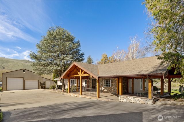 1260 Burbank Creek Road, Yakima, WA 98901