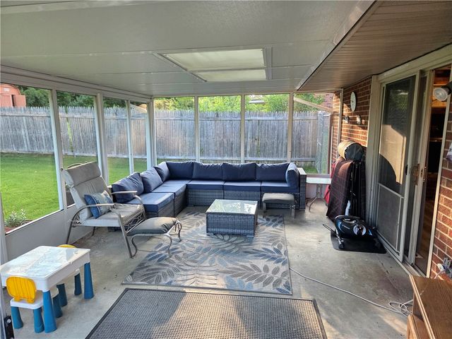 2152 Bellsburg Drive, Centerville, OH 45459