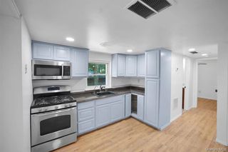 6 Farmingdale Lane, Bloomingburg, NY 12721