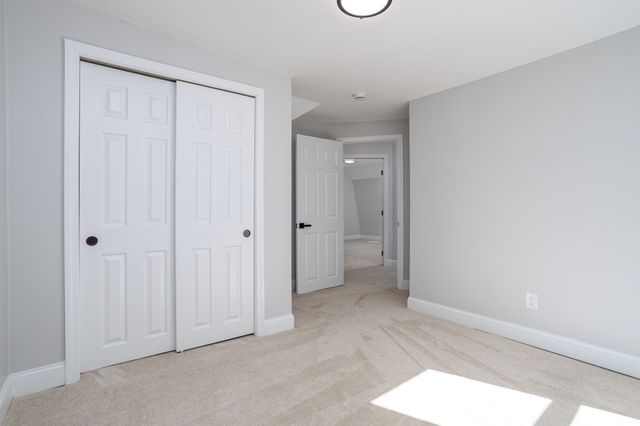 19 Kittredge St, Leominster, MA 01453