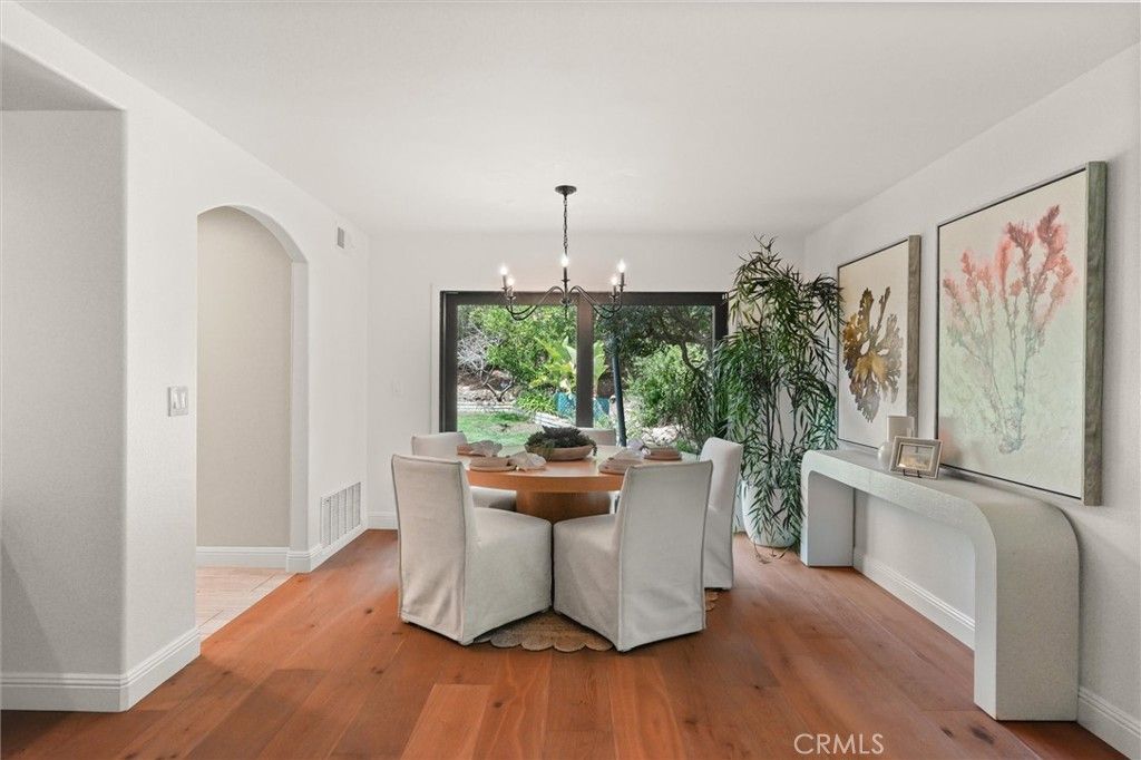 Image 13 of property listing at 30408 Via Victoria, Rancho Palos Verdes, CA 90275