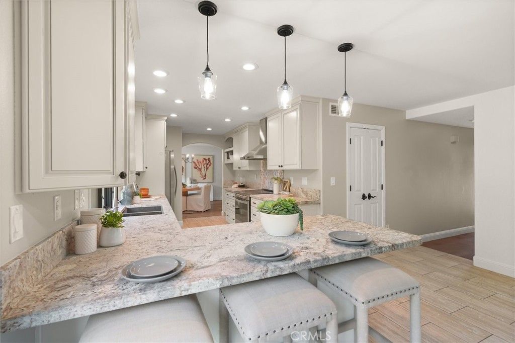 Image 17 of property listing at 30408 Via Victoria, Rancho Palos Verdes, CA 90275