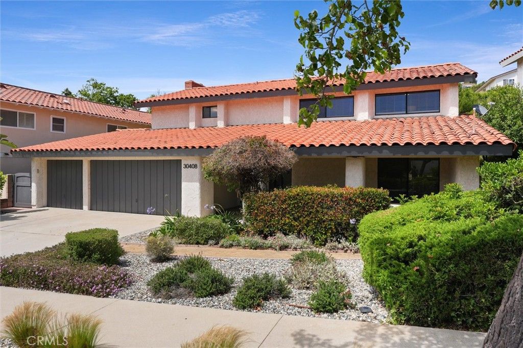 Image 2 of property listing at 30408 Via Victoria, Rancho Palos Verdes, CA 90275