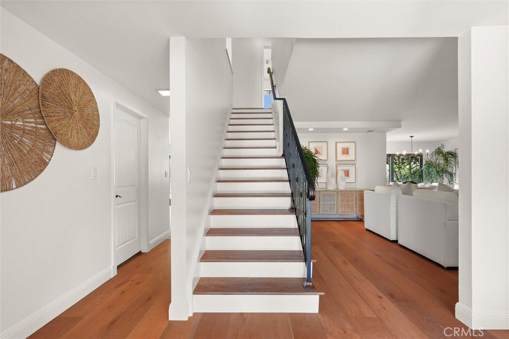 Image 9 of property listing at 30408 Via Victoria, Rancho Palos Verdes, CA 90275