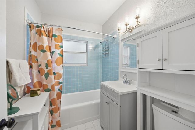 117 S Palmway, Lake Worth Beach, FL 33460