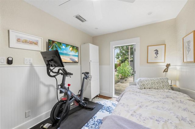 117 S Palmway, Lake Worth Beach, FL 33460