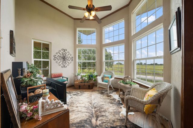404 Fm 1566 W, Wolfe City, TX 75496