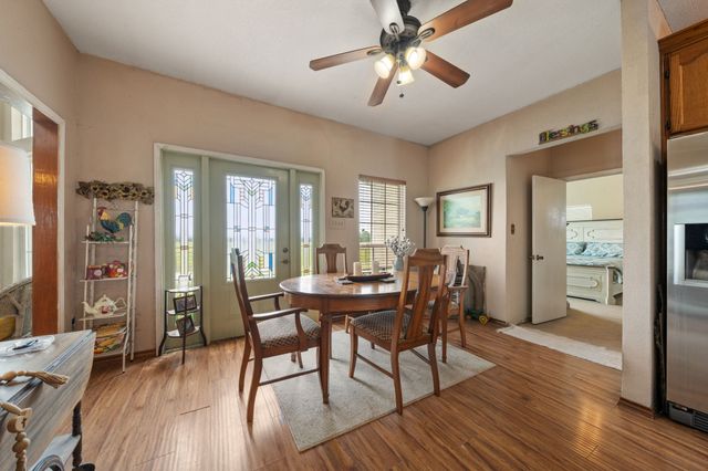 404 Fm 1566 W, Wolfe City, TX 75496