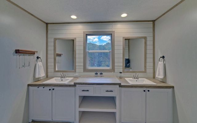 20 Daugherty Ridge, Murphy, NC 28906