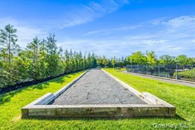225 Marina Pointe Drive 225, East Rockaway, NY 11518