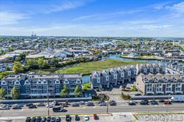225 Marina Pointe Drive 225, East Rockaway, NY 11518