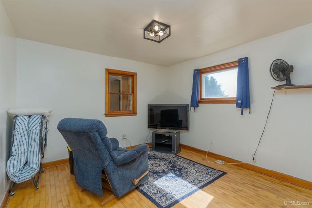 60 Allen Street, Iron River, MI 49935