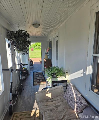 60 Allen Street, Iron River, MI 49935