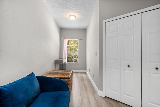 4942 NW 1ST PLACE, Gainesville, FL 32607