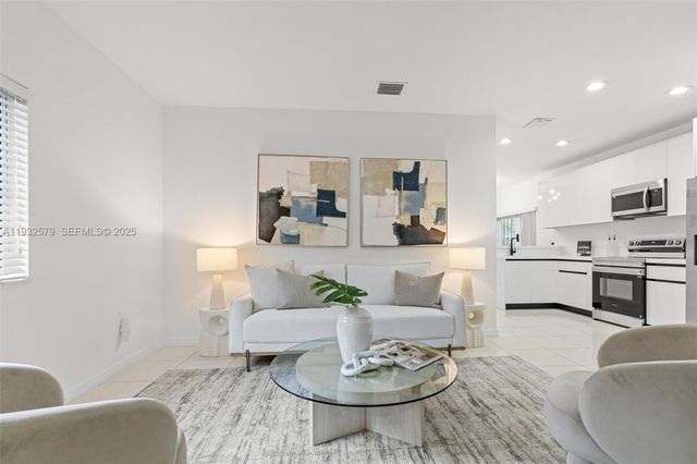 6040 NW 30th Ave, Miami, FL 33142