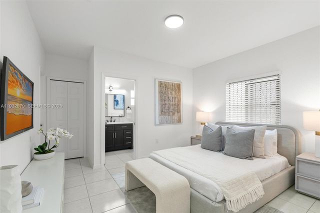 6040 NW 30th Ave, Miami, FL 33142