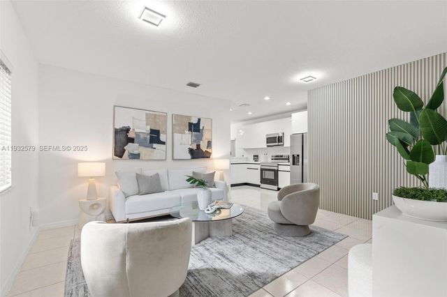 6040 NW 30th Ave, Miami, FL 33142