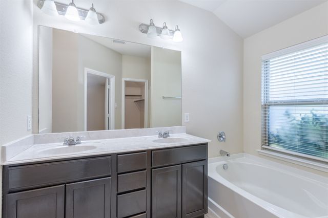 1308 Villa Paloma Boulevard, Little Elm, TX 75068