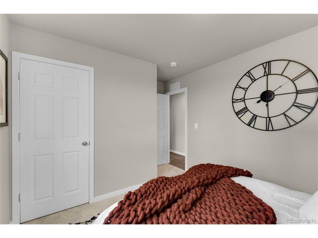 46534 Avery Ln, Bennett, CO 80102