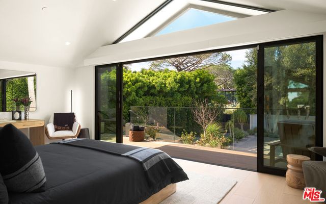 28022 Sea Lane Drive, Malibu, CA 90265