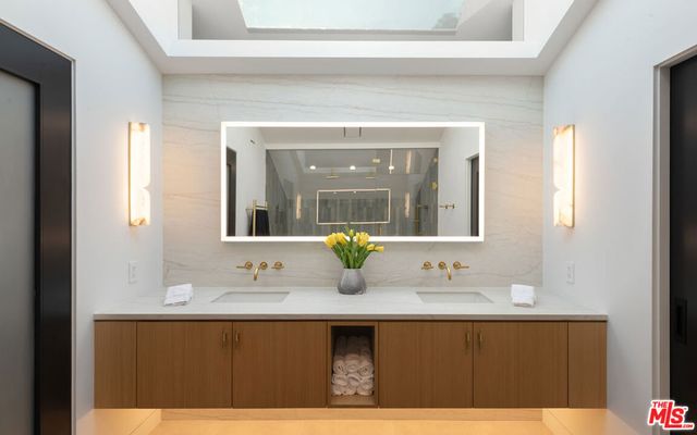 28022 Sea Lane Drive, Malibu, CA 90265