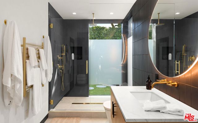 28022 Sea Lane Drive, Malibu, CA 90265