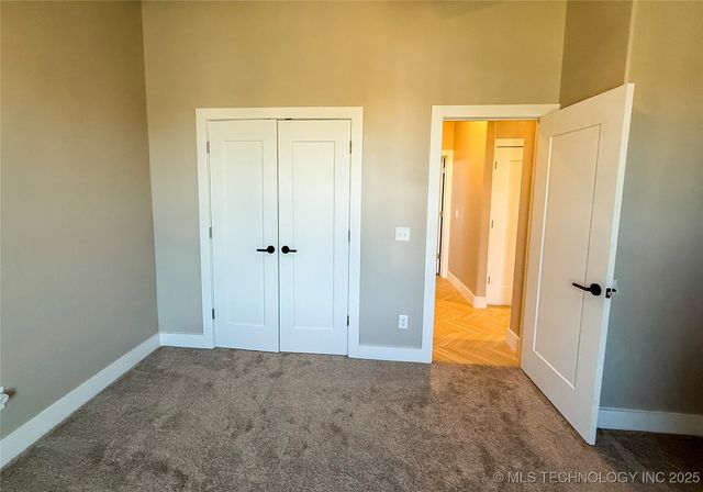 808 W Prairie View Road, Ardmore, OK 73401