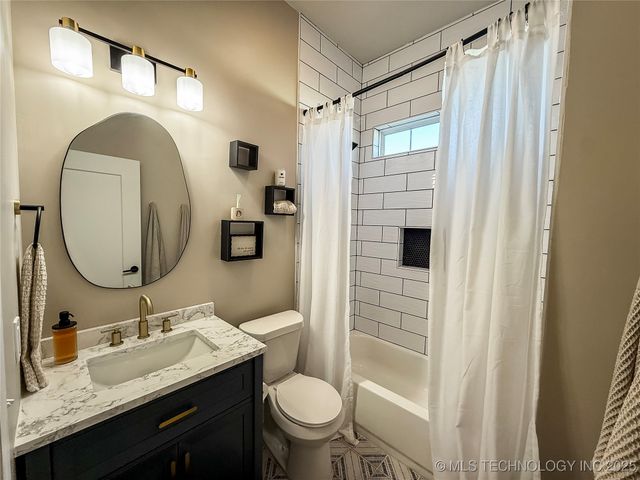 808 W Prairie View Road, Ardmore, OK 73401