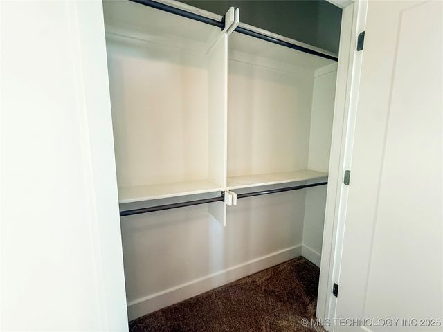 808 W Prairie View Road, Ardmore, OK 73401