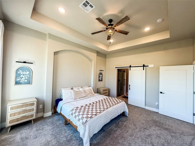 808 W Prairie View Road, Ardmore, OK 73401