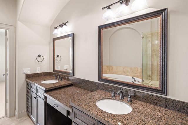 1650 Bonnie Brae Street, Houston, TX 77006