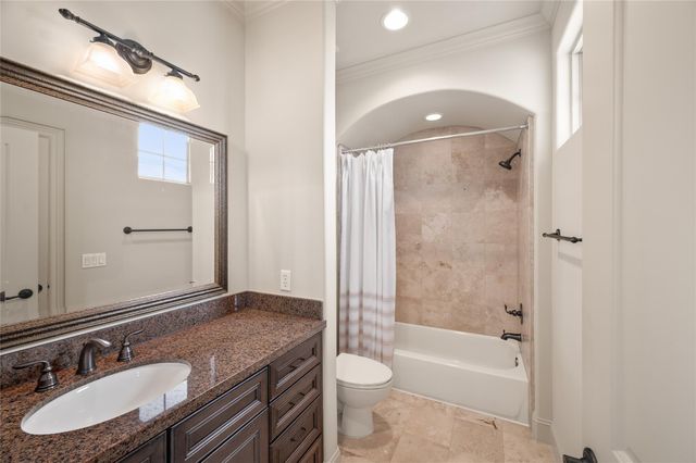 1650 Bonnie Brae Street, Houston, TX 77006