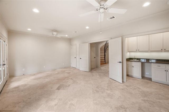 1650 Bonnie Brae Street, Houston, TX 77006