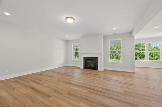 101 Patience LN, Moyock, NC 27958