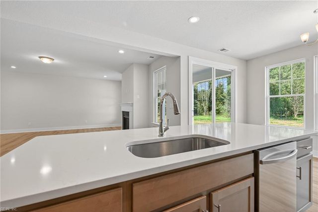 101 Patience LN, Moyock, NC 27958