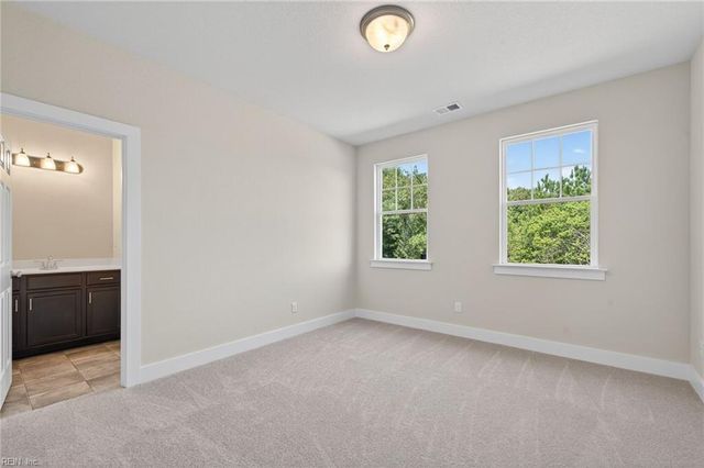 101 Patience LN, Moyock, NC 27958