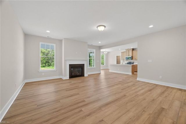 101 Patience LN, Moyock, NC 27958