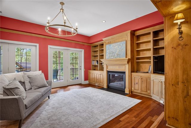 507 Farndale Rd, O'hara, PA 15238