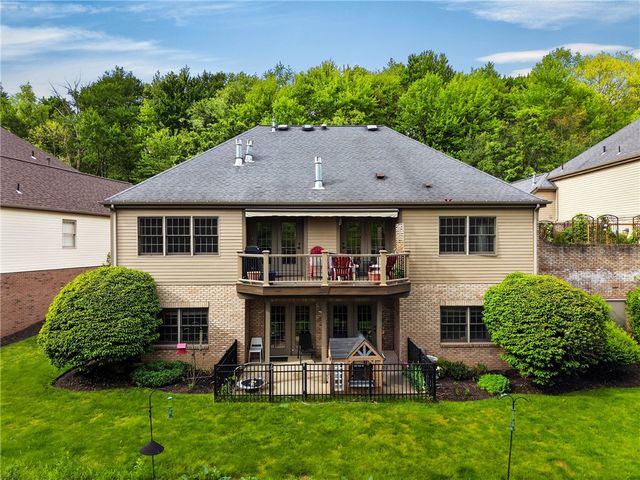 507 Farndale Rd, O'hara, PA 15238