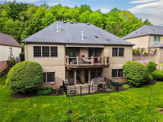 507 Farndale Rd, O'hara, PA 15238