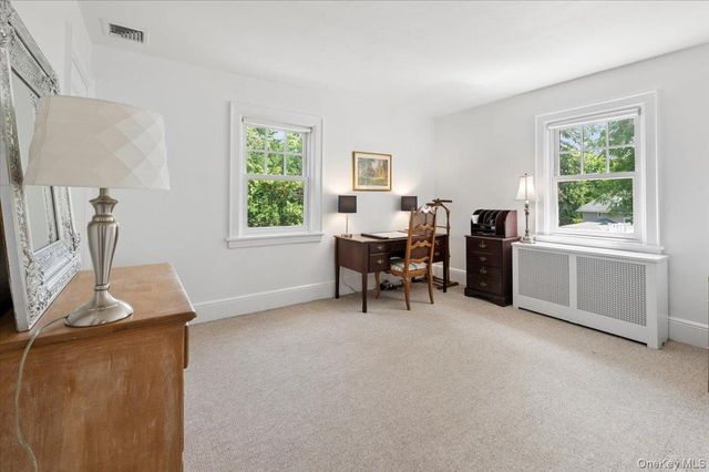 15 Lyons Place, Larchmont, NY 10538