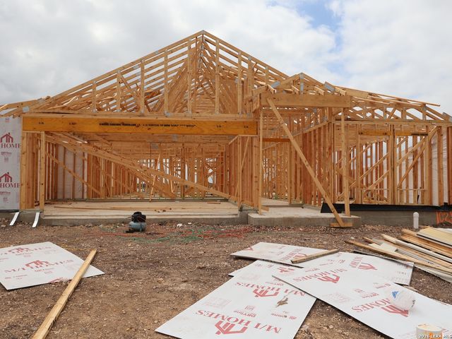 1021 Eagle Crossing, Seguin, TX 78155