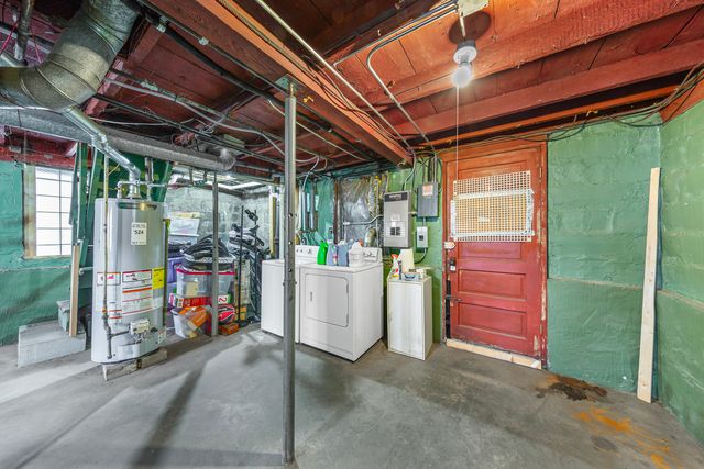 2954 N Elston Avenue, Chicago, IL 60618