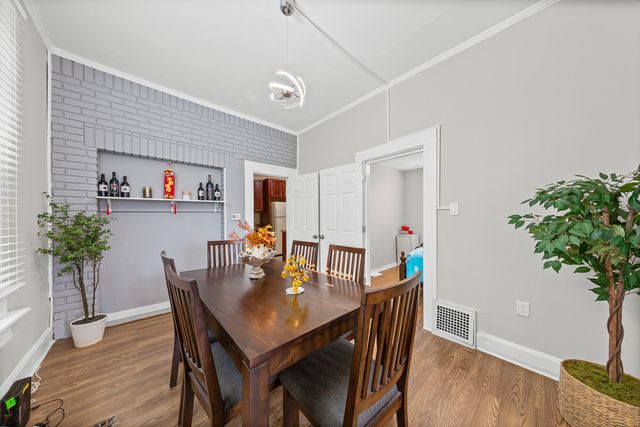 2954 N Elston Avenue, Chicago, IL 60618