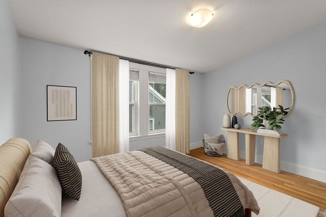 40 Murray Hill Rd. 3, Boston, MA 02131