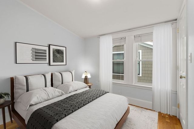 40 Murray Hill Rd. 3, Boston, MA 02131