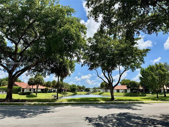 7049 Marlberry Lane 7049, Tamarac, FL 33321